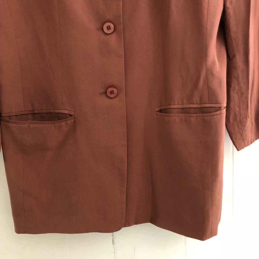 Silk Minimalist Long Blazer - Picture 4 of 6